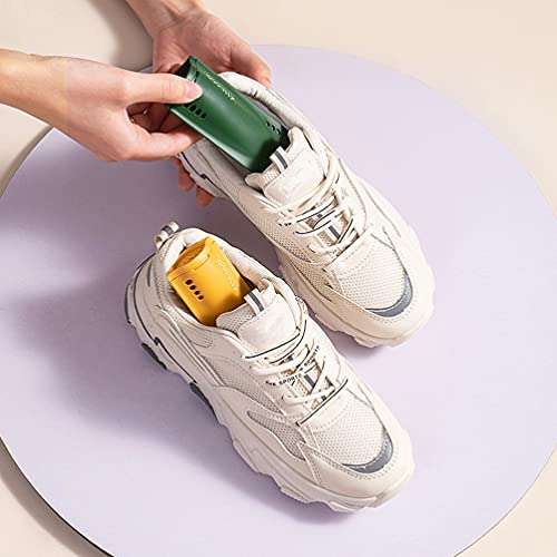 FOMIYES Shoe Moisture Absorbers Activated Charcoal Bags Air Purifying Bag for Shoes Odor Absorber Shoe Deodorizer for Shoes, Car, Home, Closet, Wardrobe 4PCS ( Yellow, Blue, White, Black ) 3