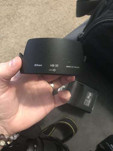 Nikon D7100 24.1 MP DX-Format CMOS Digital SLR with 18-140mm f/3.5-5.6G ED VR Auto Focus-S DX NIKKOR Zoom Lens 2