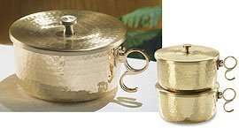 300 Host Stacking Ciboria with Lid 1