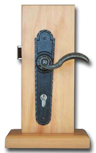 Danube Multi-Point Door Lever Set - Complete with Gear 2