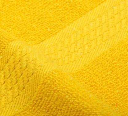 Exclusive Cotton Bath Towel Set, Make this superior quality fabricated bath towel a part of your bathroom collection. Made from high quality material, it will wrap you in warmth after every shower. The dense texture keeps the towel gentle on your skin and helps remove dirt, perspiration and oils, from your hands, face and body. 2