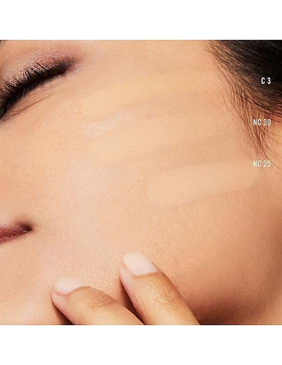 QQ Show Studio Fix Powder Plus Matte Full Coverage Foundation Compact for All Skin Types (NC 25, 15 g) 4