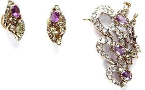 Exotic India Faceted Amethyst Pendant With Earrings For Women - Copper And Metal (Silver)