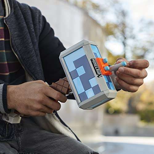 Nerf Minecraft Stormlander Dart-Blasting Hammer, Fires 3 Darts, Includes 3 Official Elite Darts, Pull-Back Priming Handle (Amazon Exclusive) 6