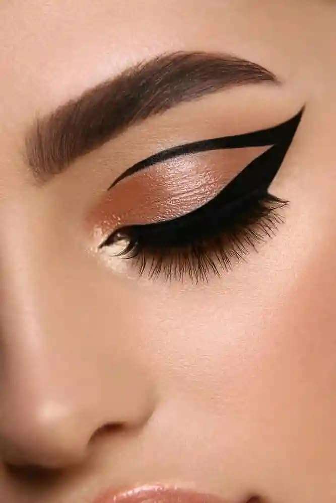 Gel Eyeliner and Smudge Proof Waterproof Kajal | 24Hrs Lasting Drama | Waterproof Kajal Black 4
