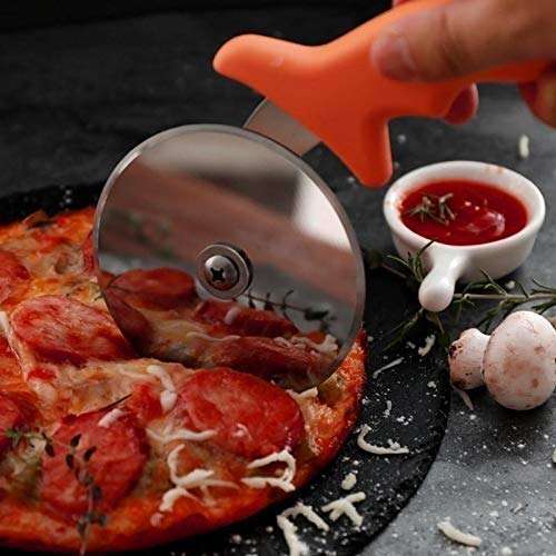Hetarmi Kitchen Combo of Steel Blade Pizza Cutter with Silicone Spatula and Oil Brush Set (Pizza + Spechula +Oil Brush+Cheez Grater)-Multicolor.. 6