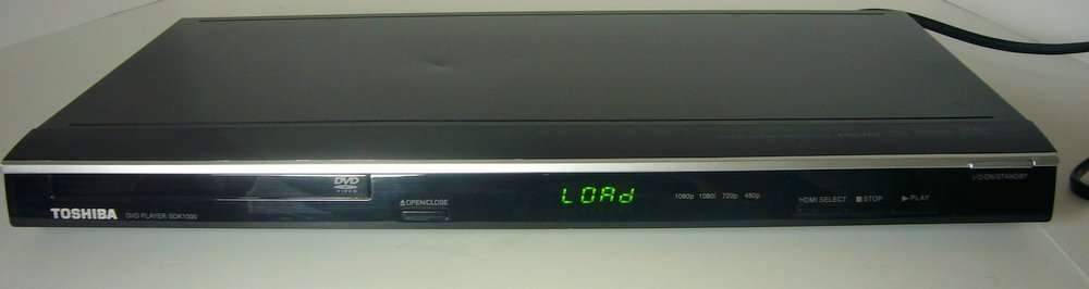 Toshiba SDK1000 DVD Player with 1080p Upscaling