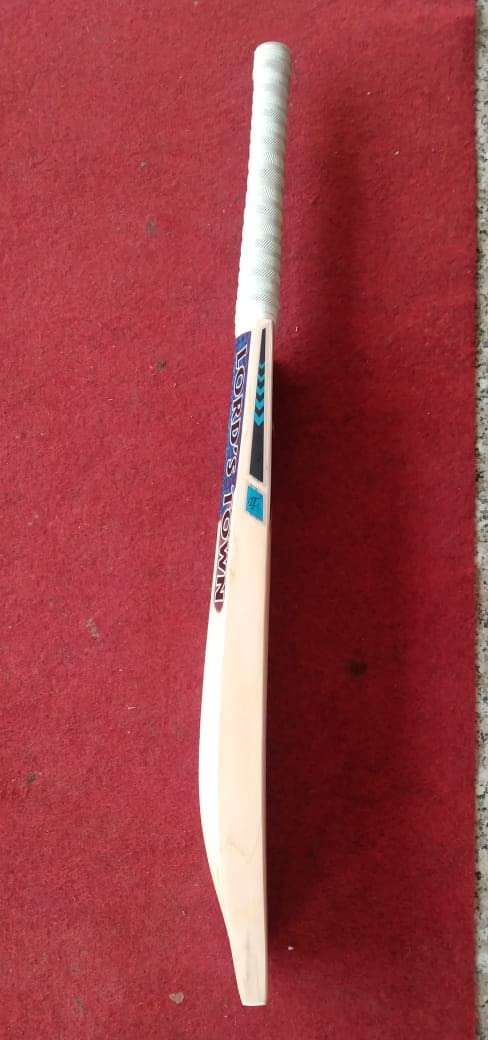 Sports World Lordstown Prime English Willow Cricket Bat 6