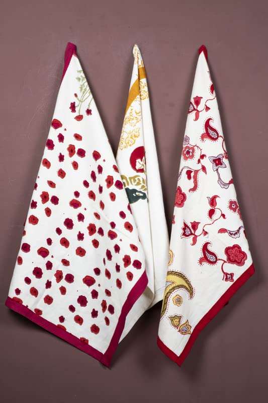 CONTRAST LIVING Rojita Hand Block Printed Kitchen Towel/Dish Towel/Hand Towel Multi Color Set of 3 Pcs 1