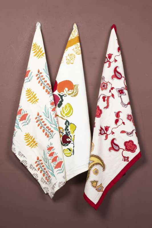 CONTRAST LIVING DikshA Hand Block Printed Kitchen Towel/Dish Towel/Hand Towel Multi Color Set of 3 Pcs 1