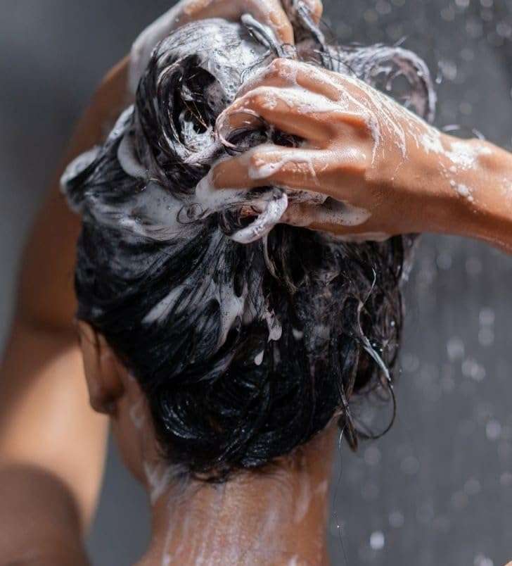 DR.VIGULS| BRIDAL MINI PAMPER KIT| APPLE CIDER VINEGAR 300ML | APPLE CIDER VINEGAR CONDITIONER 300ML| 2% HYALURONIC ACID FACE CLENANSER 200ML | ALOEVERA GEL 100GM | TAN REMOVAL SCRUB|GLUTATHIONE AND VIT-C BRIGHTING SERUM | HYALURONIC ACID SPF 60 PA+++ SUNSCREEN GLUTATHIONE SKIN WHITENING SOAP | 6