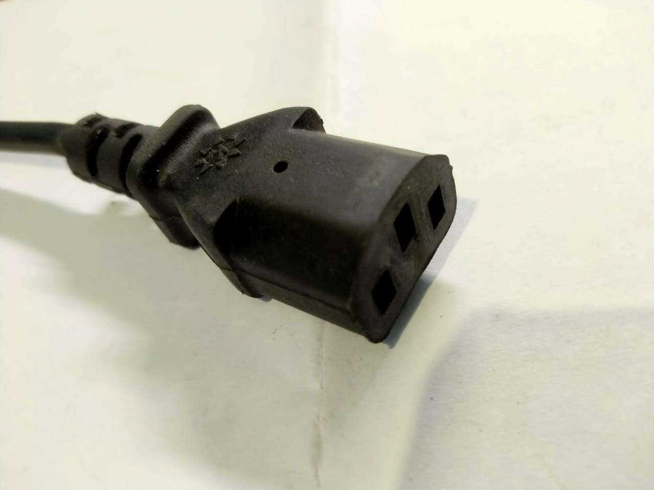 Power Cord 1.5M Replacement Power Cable, India Plug IEC Computer Mains Power Cable Cord for Desktop 3 pin Power Cable for PC, Power Cable for Monitor SMPS and Printer, Power Supply, TV 5