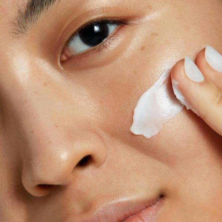 BONUM CUTIQ Night Cream Skin Whitening & Smooth | Remove Dark Spot, Pregnancy Mark & Scars | Repair Wrinkle & Sign of Aging | Treat mild irritation & inflammation 6