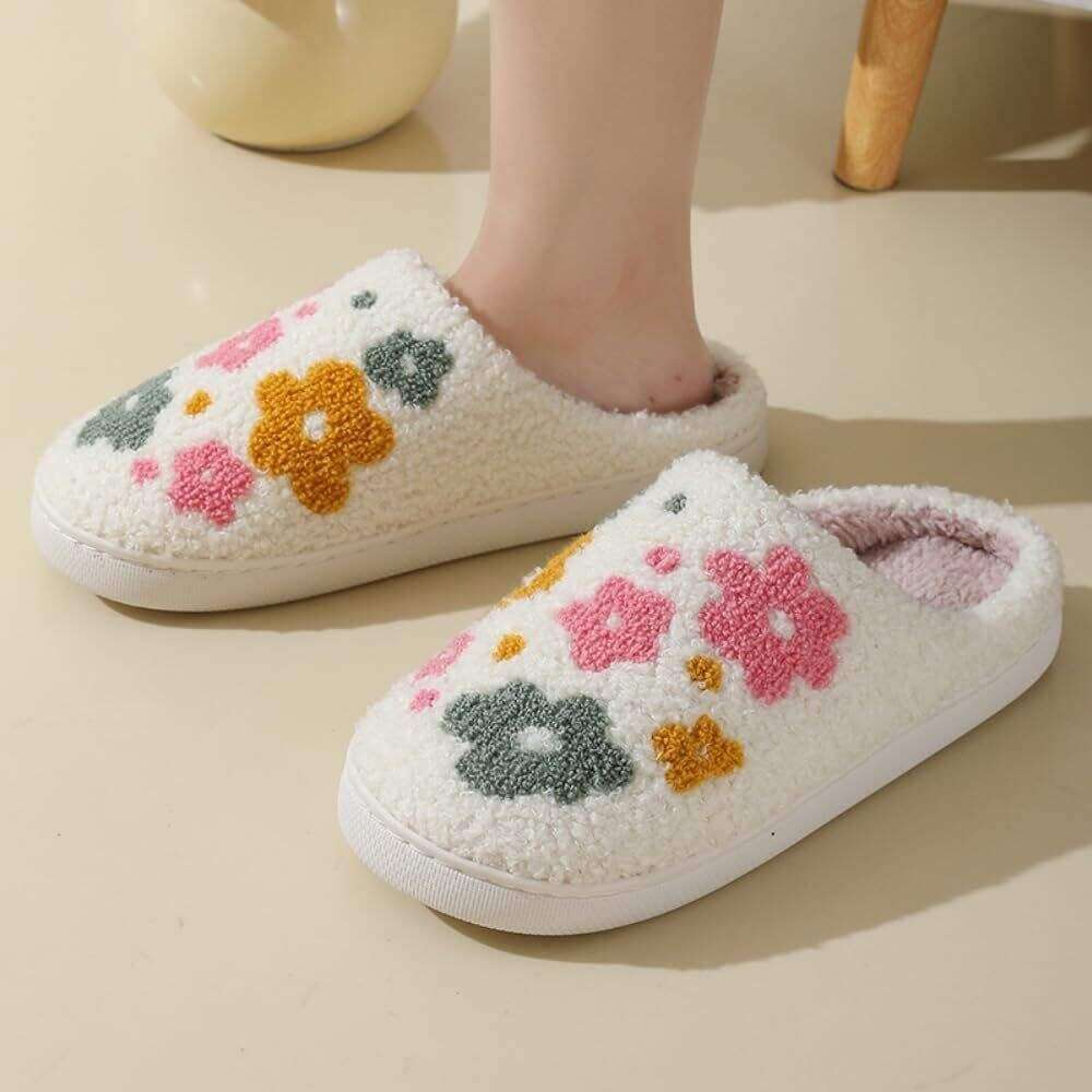 Cozy Furry House Slippers for Women/Men Cute Warm Indoor Non-Slip Winter Cozy Shoes 4