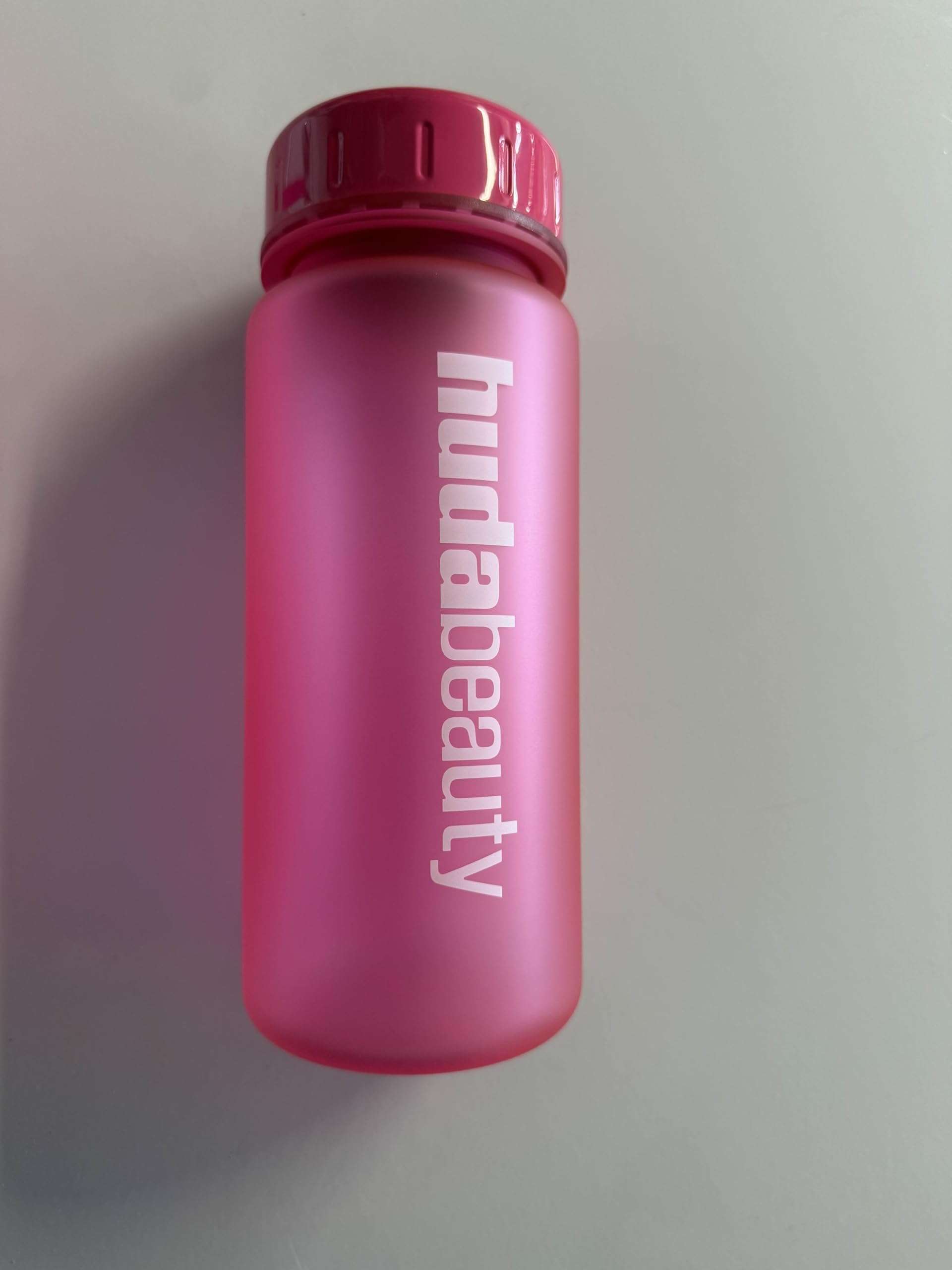 Huda Beauty Water Bottle, Pink, 550ml Capacity - PINK 1