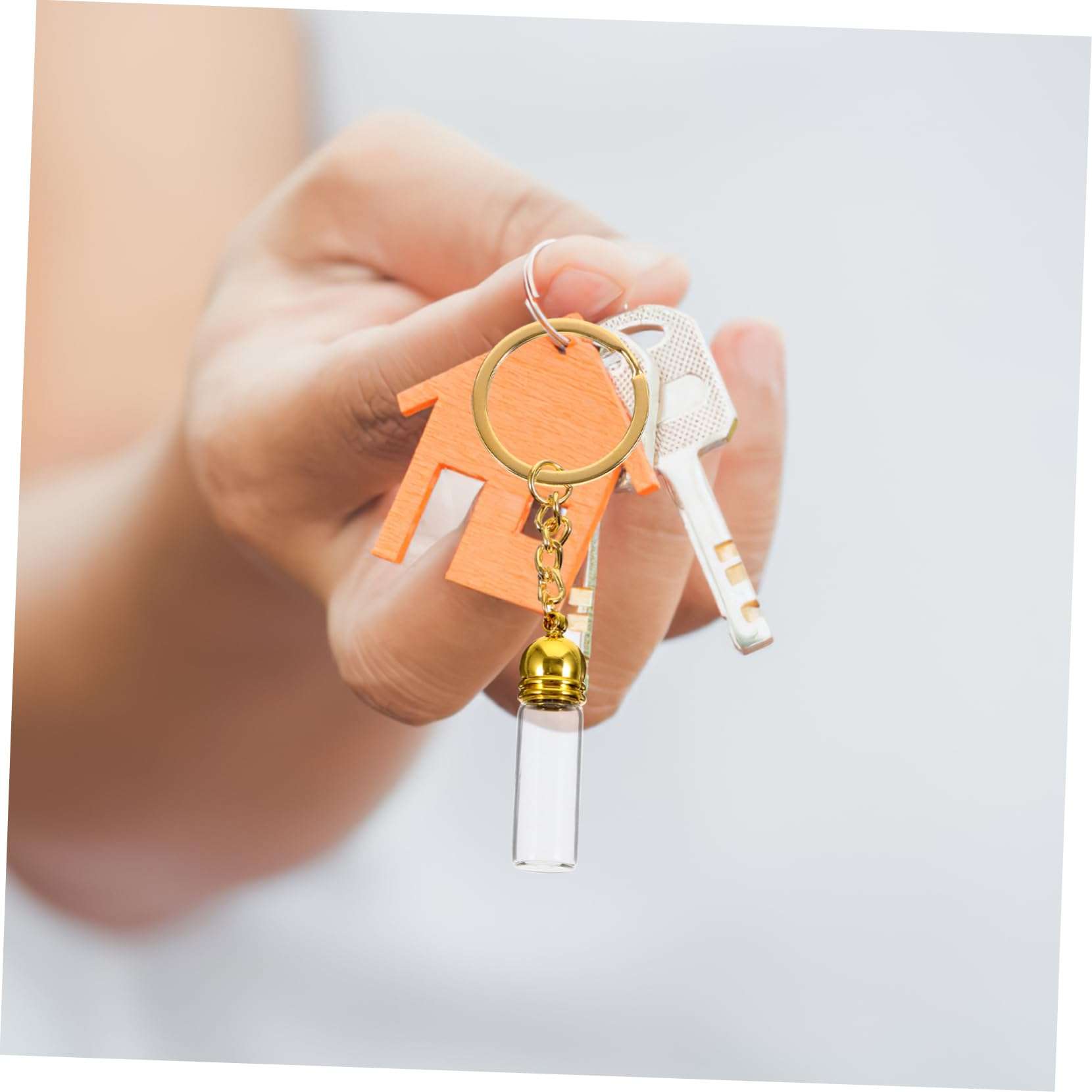 LIFKOME Glass Bottle Pendant Perfumes Key Fob Keychain Decor Perfume Bottles Empty Refillable Mini Perfume Refillable Bottle Keychain Pendant Travel Zinc Alloy Small Perfume Portable 5