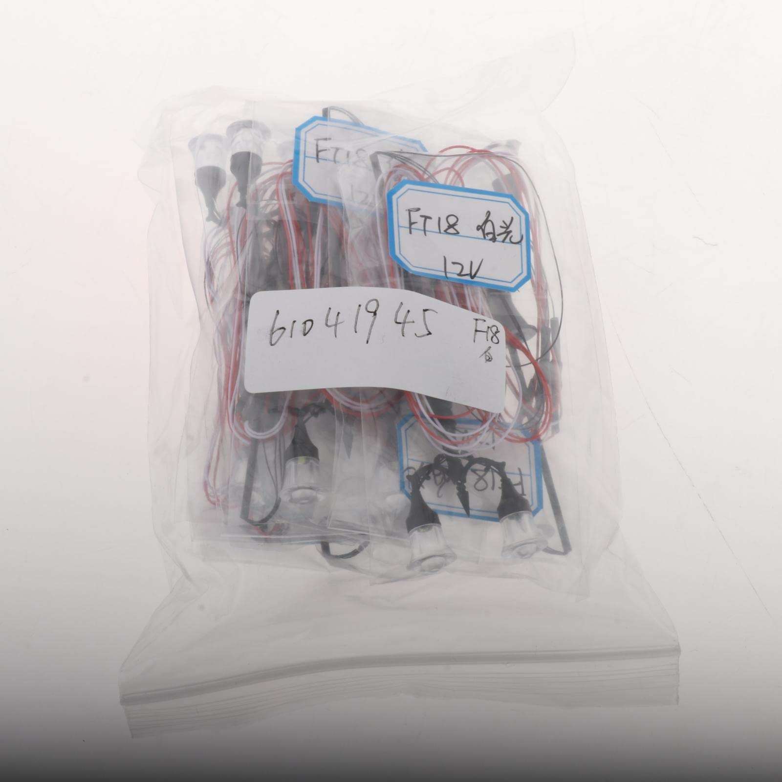 CALANDIS 10pcs LED Street Light Railway Lamp 1:100 HO Gauge White LED Dual Head 3