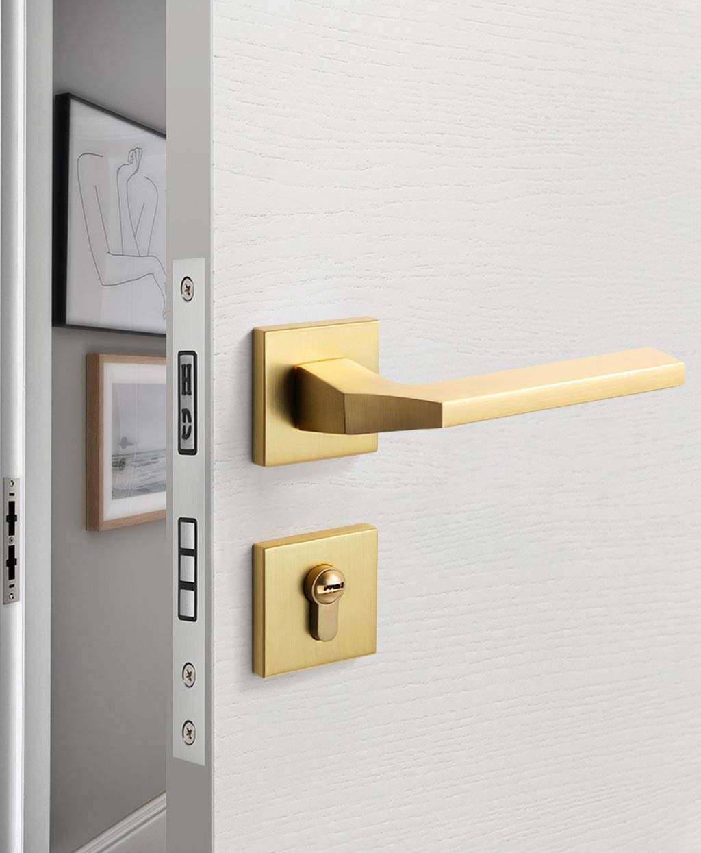 Toy Door Handle with Lock and Key Handleset with Lever Door Handle Door Lever Lock Reversible for Right and Left Indoor and Outdoor Door Lock in Gold Door Handle Entrance Lever with Modern Design 4