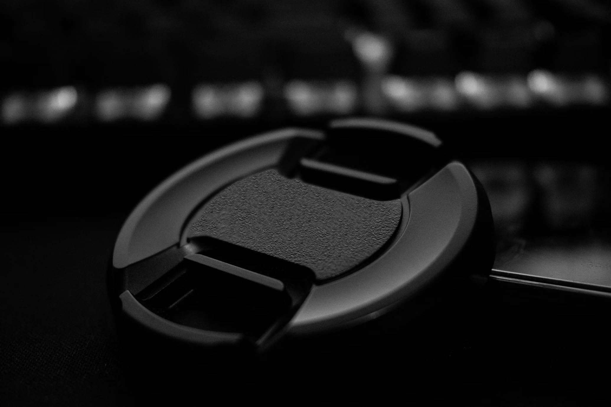 Lens Cap for Nikon AF-S NIKKOR 24-70mm f/2.8G ED (Includes Cap Holder) 3