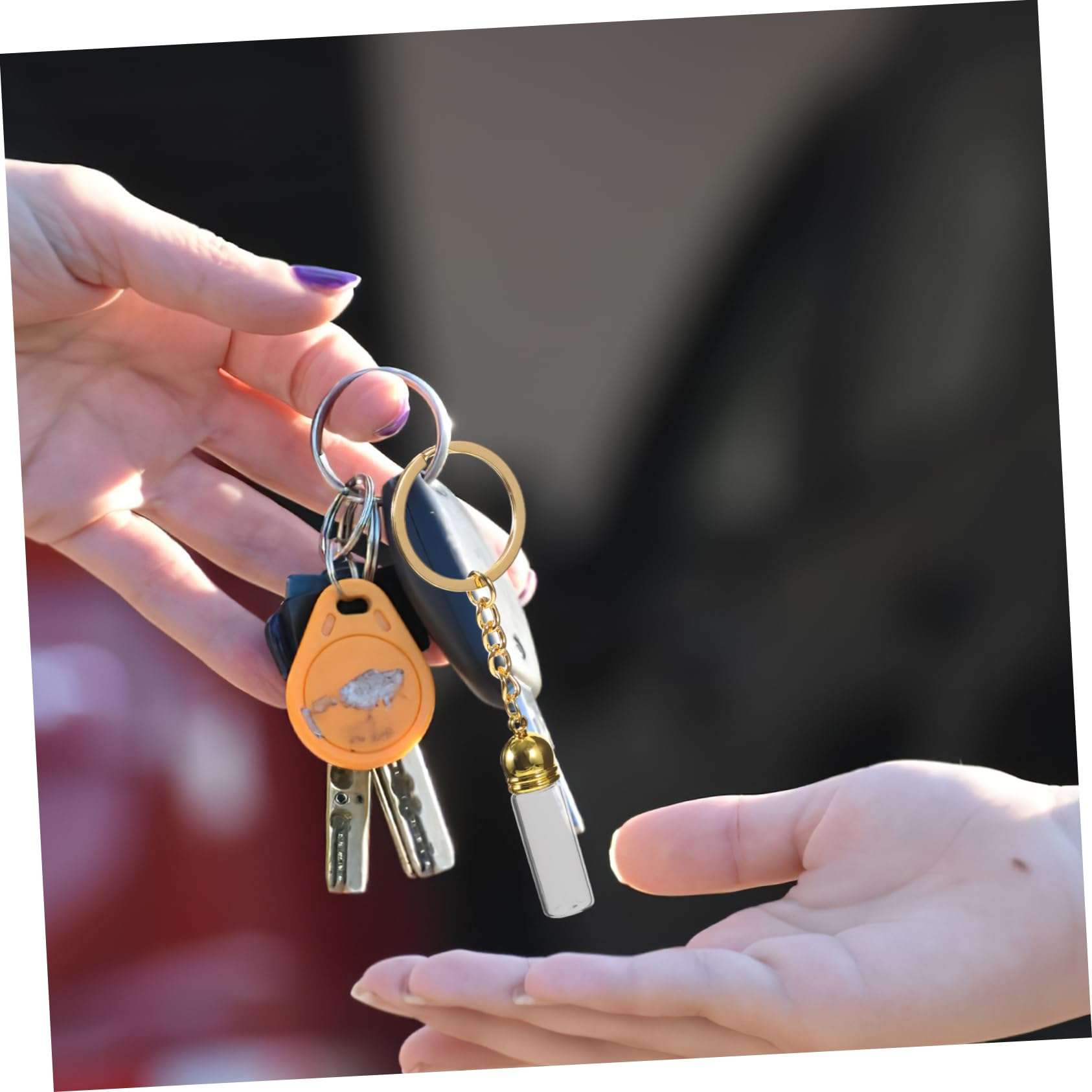 LIFKOME Glass Bottle Pendant Perfumes Key Fob Keychain Decor Perfume Bottles Empty Refillable Mini Perfume Refillable Bottle Keychain Pendant Travel Zinc Alloy Small Perfume Portable 4