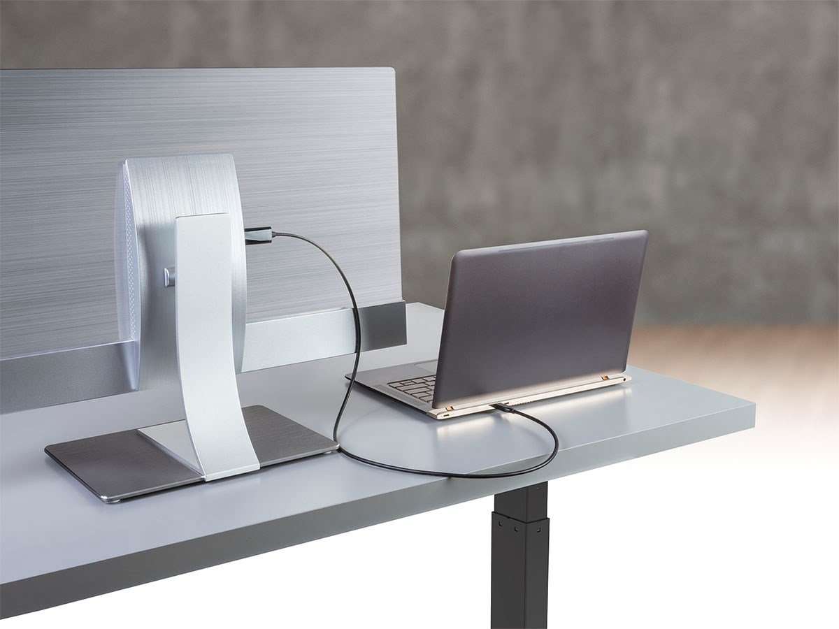 Monoprice USB C to HDMI 3.1 Cable - 5Gbps, 4K@30Hz, Type C, Mirror or Expand You PC Display, 3 Feet, Black 6