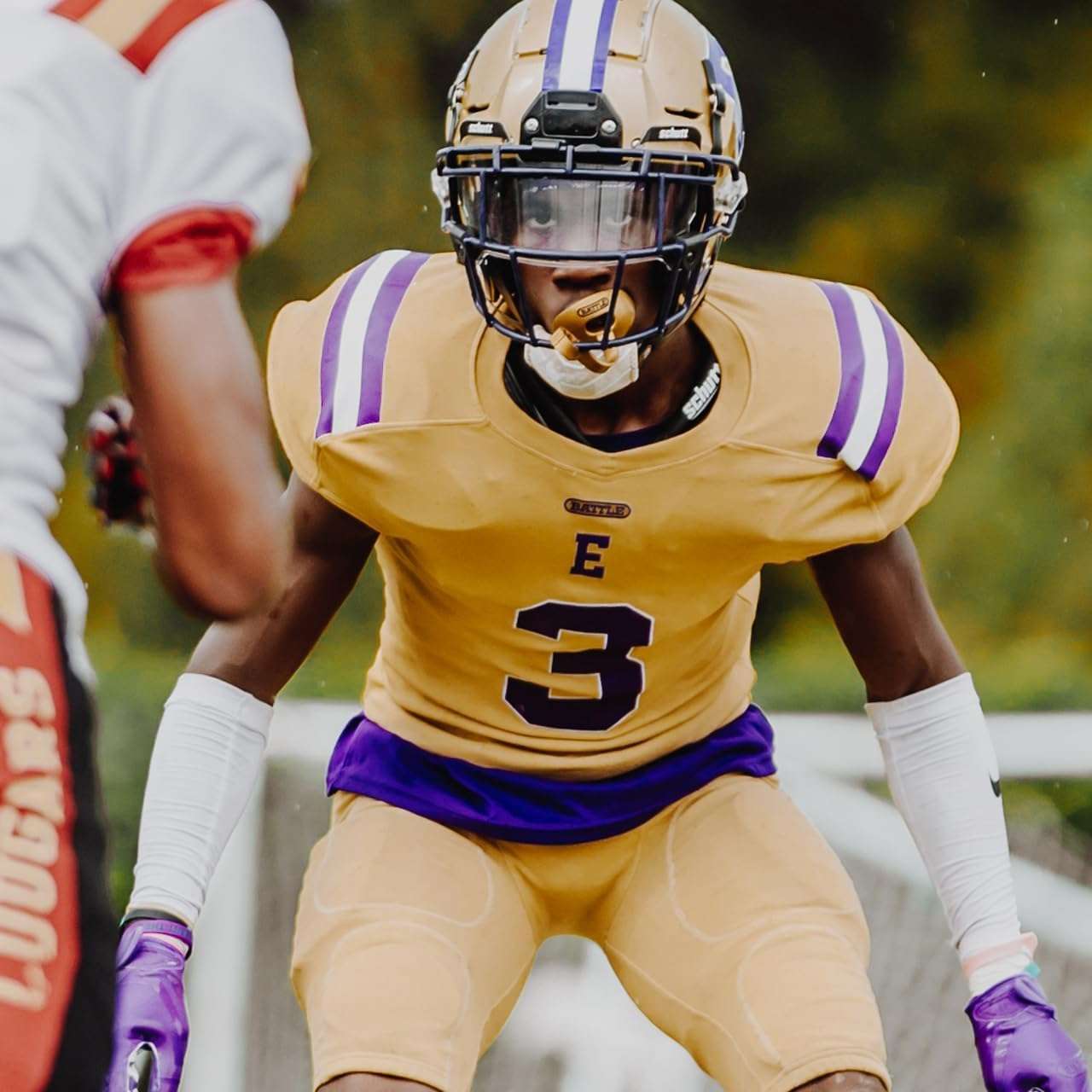 Battle Oxygen Lip Protector Mouthguard with Connected Strap – Football and Sports Mouth Guard – Maximum Oxygen Supply – Mouthpiece Fits With or Without Braces – Impact Shield Covers Lips and Teeth 2