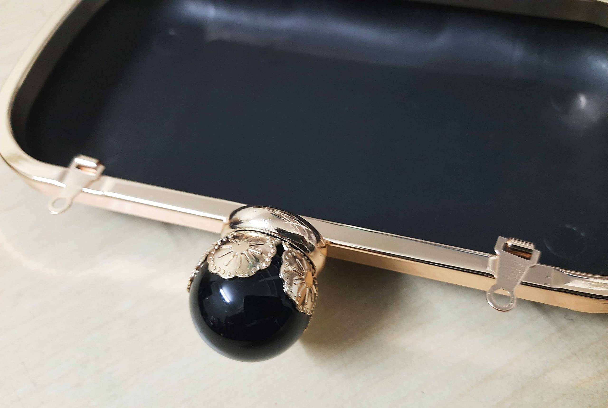 Tia Fiber Clutch/Purse Box Skeleton with Golden Outer Frame (Golden Rectangle Premium Frame-7x4in, 1Pc) 4