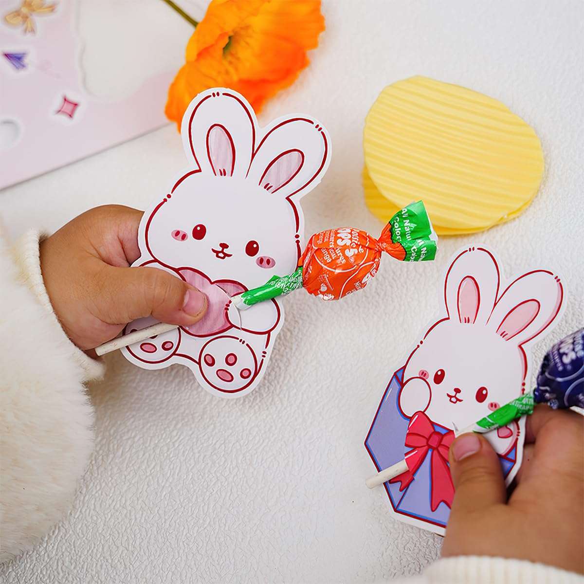 60Pcs Easter Bunny Candy Paper Cards Cute Rabbit Candy Chocolate Egg Holder Package Wrapping Greeting Card for School Classroom Exchange Cards Party Favors Decoration Supplies 5
