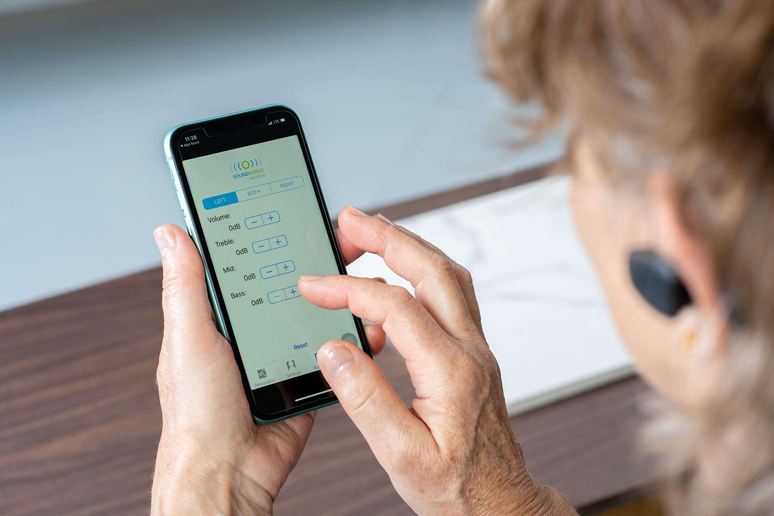 NEW! Sound World Solutions CS50 Wireless Bluetooth Sound Amplifier (Right Ear) 4