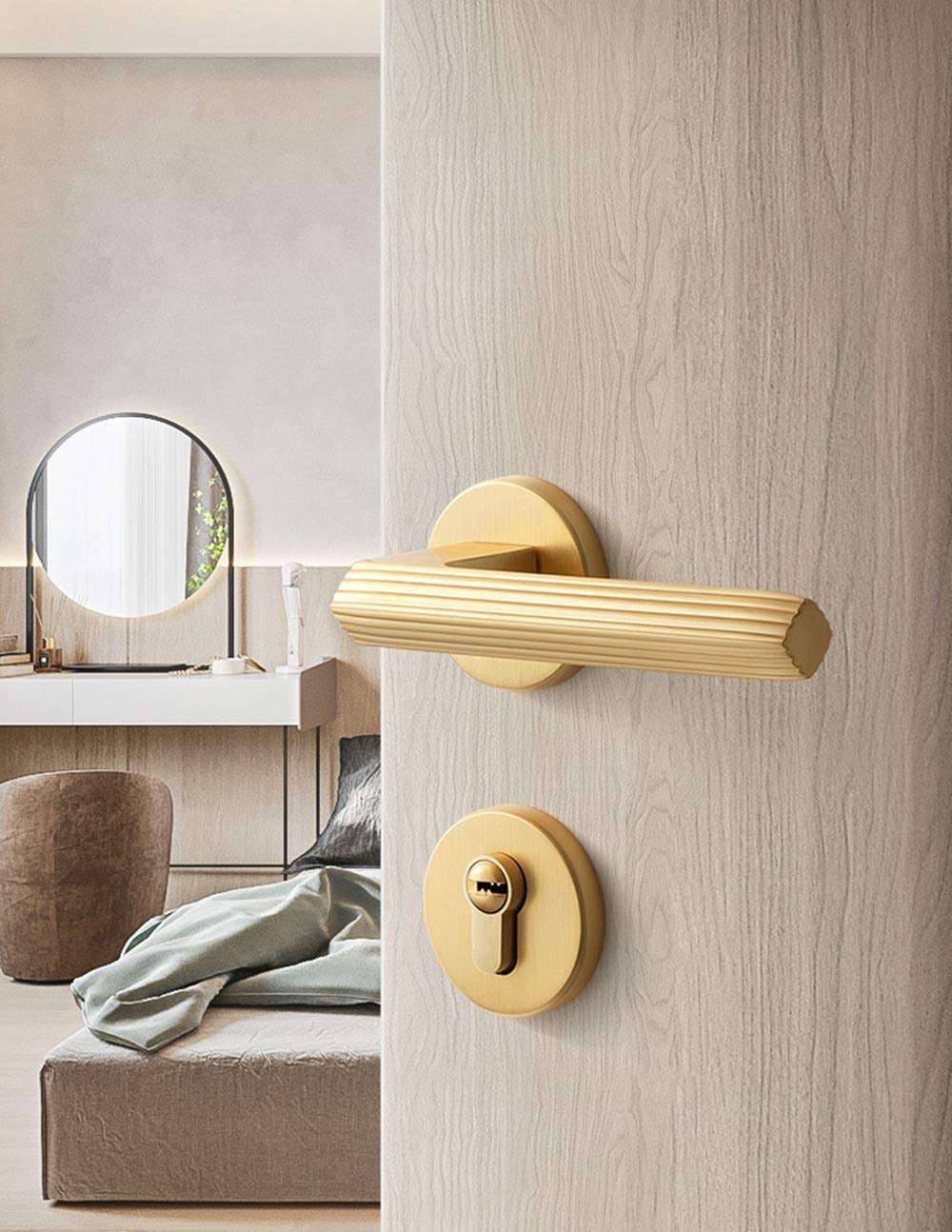 Toy Privacy Lever Handle with Lock and Key Door Lockset for Bedroom Bathroom Door Lock in Gold Door Handle Entrance Lever with Modern Design 4