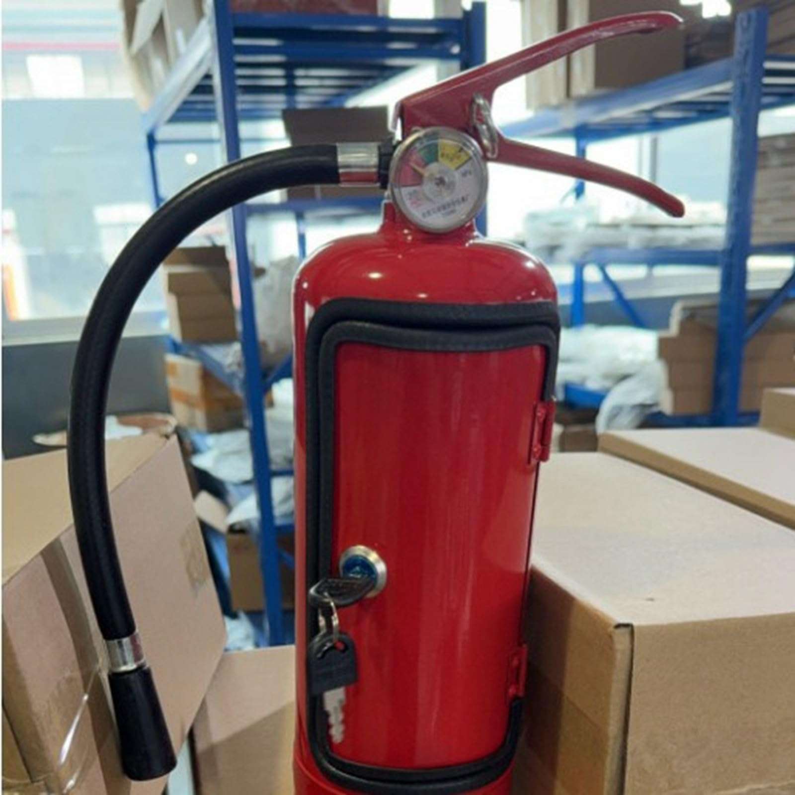 Mini Extinguishers Liquor Dispenser, Creative Small Extinguidor Drink Distinguisher Fire Extinguisher Alcohol Whiskey Bourbon Beverage Tequila Dispensador Portable for Home Camping Bar (Red) 3