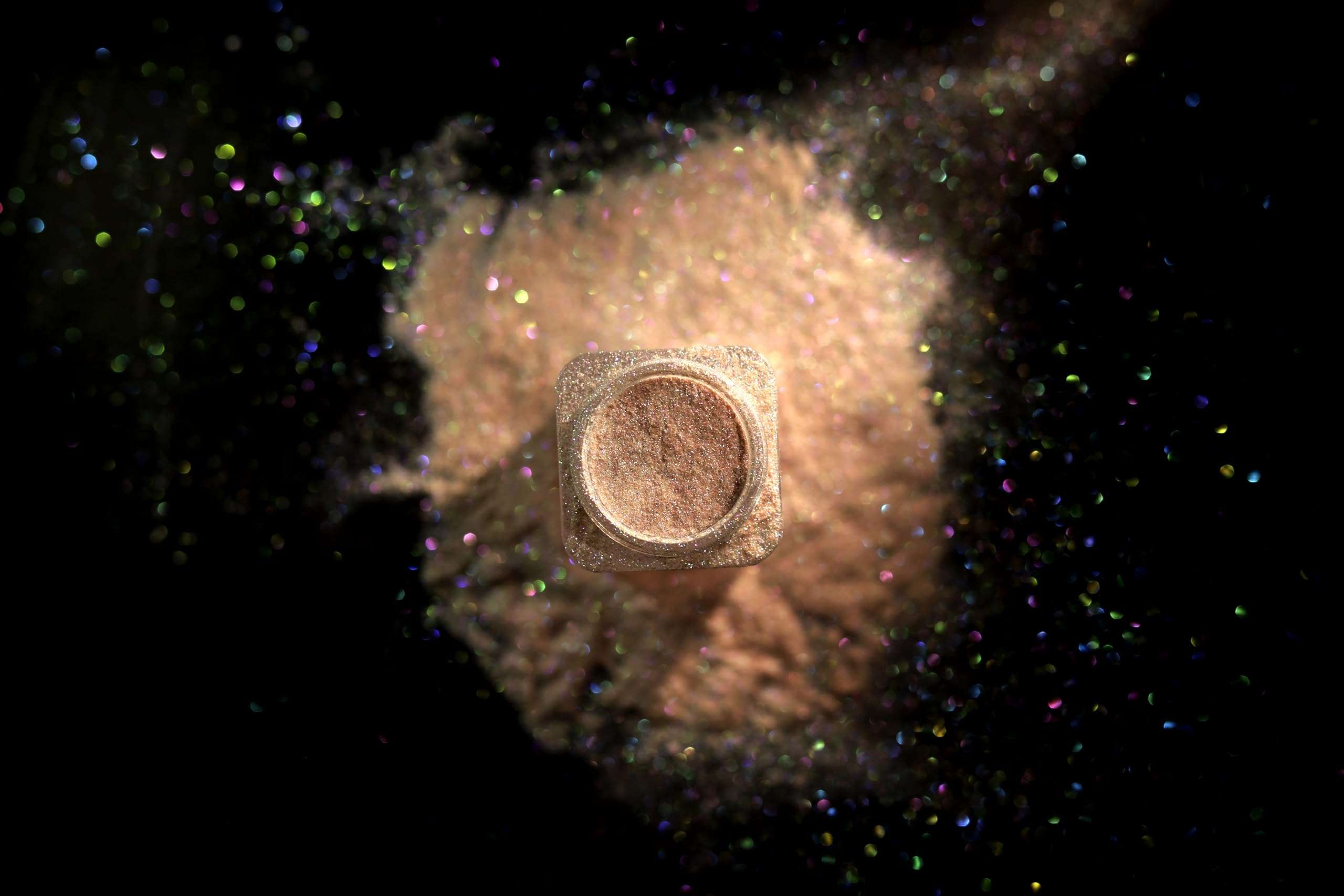 TS Cosmetics Diamond Dust Loose Powder 3.5 (Peachy Glow) – Shimmery Finish Highlighter & Setting Powder for a Radiant, Long-Lasting Glow – Perfect for Women and Girls 1