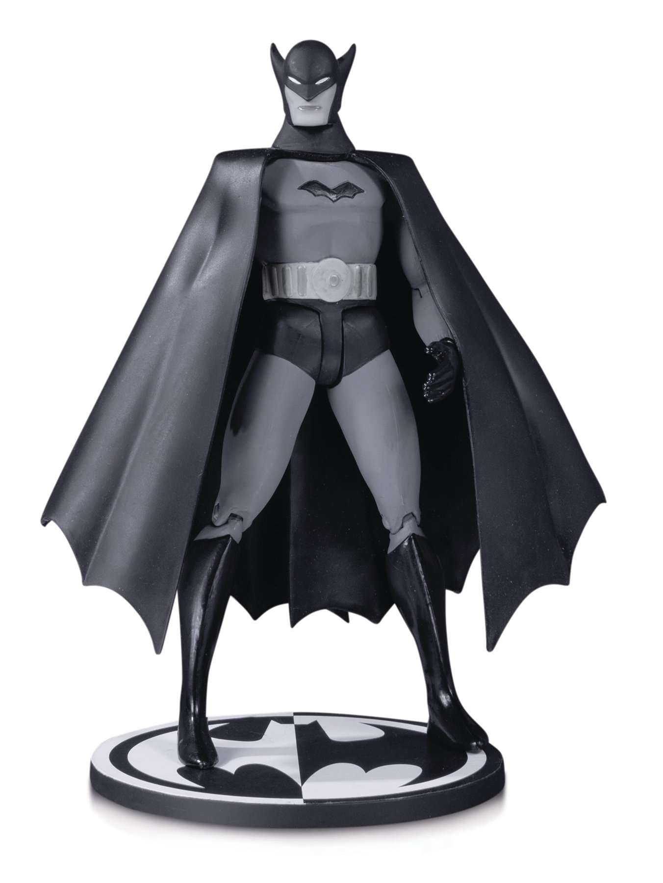 Entertainment Earth Batman Black & White 1st Appearance by Bob Kane Figure 1