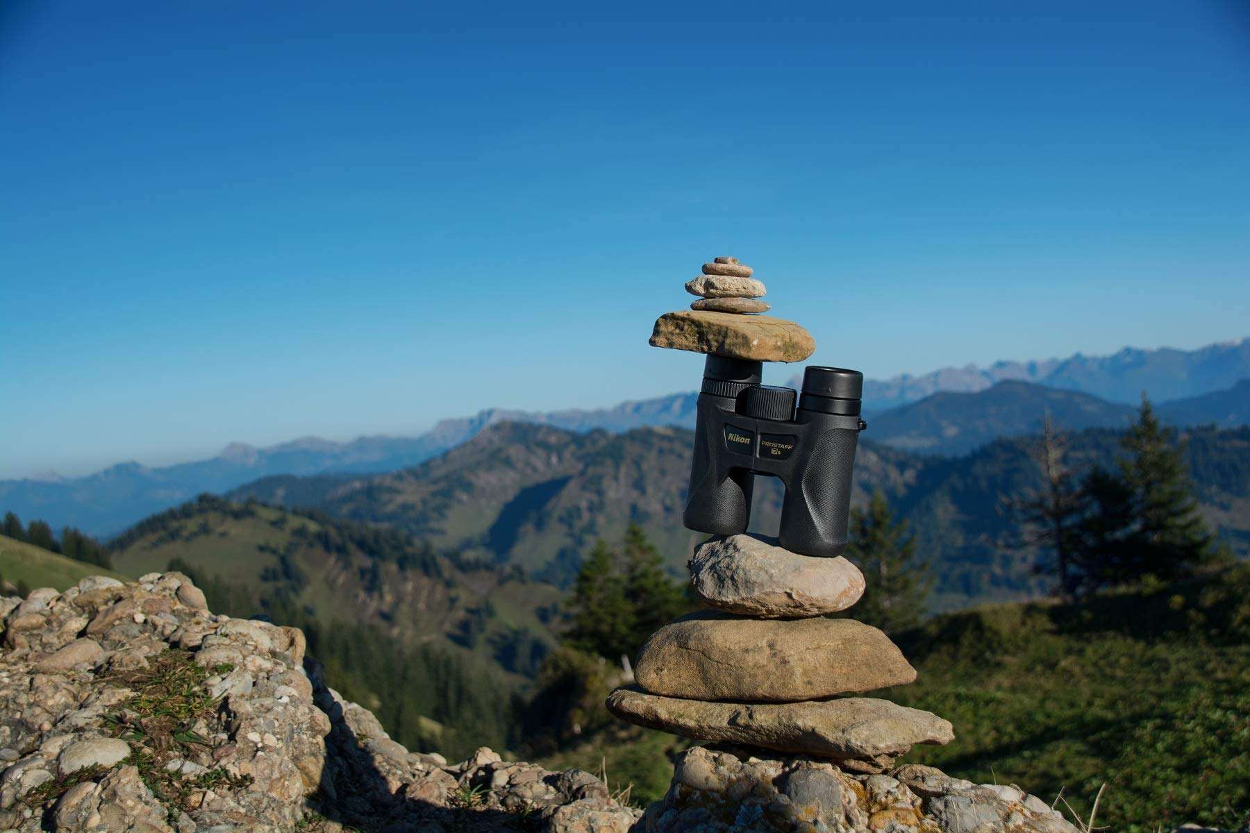 Nikon PROSTAFF 7s 10X42 Binoculars 5