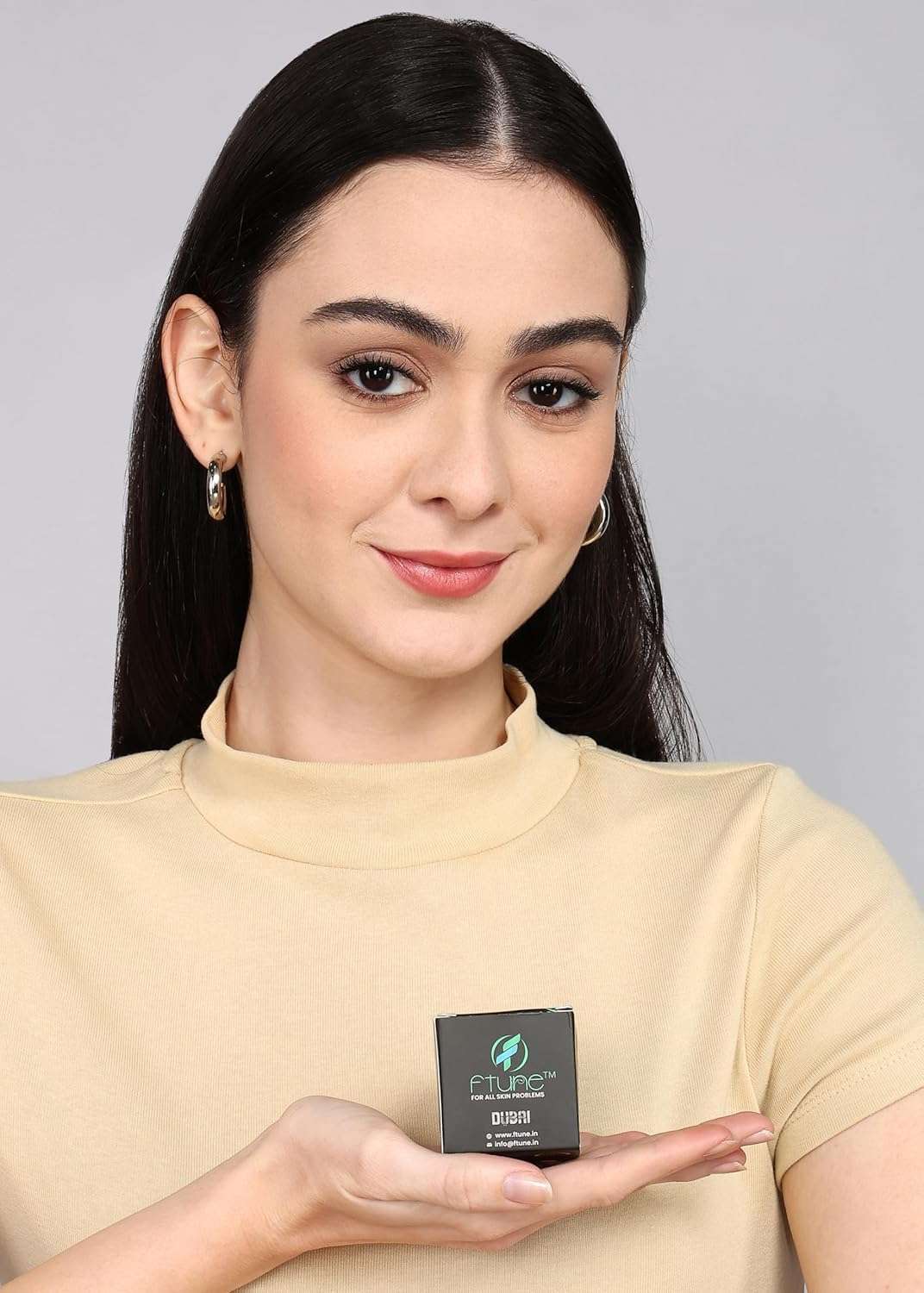 Wholesome First Facetune Herbal Radiance Cream | Moisturizing & Revitalizing Formula for Soft, Even-Toned Skin | 30g 6