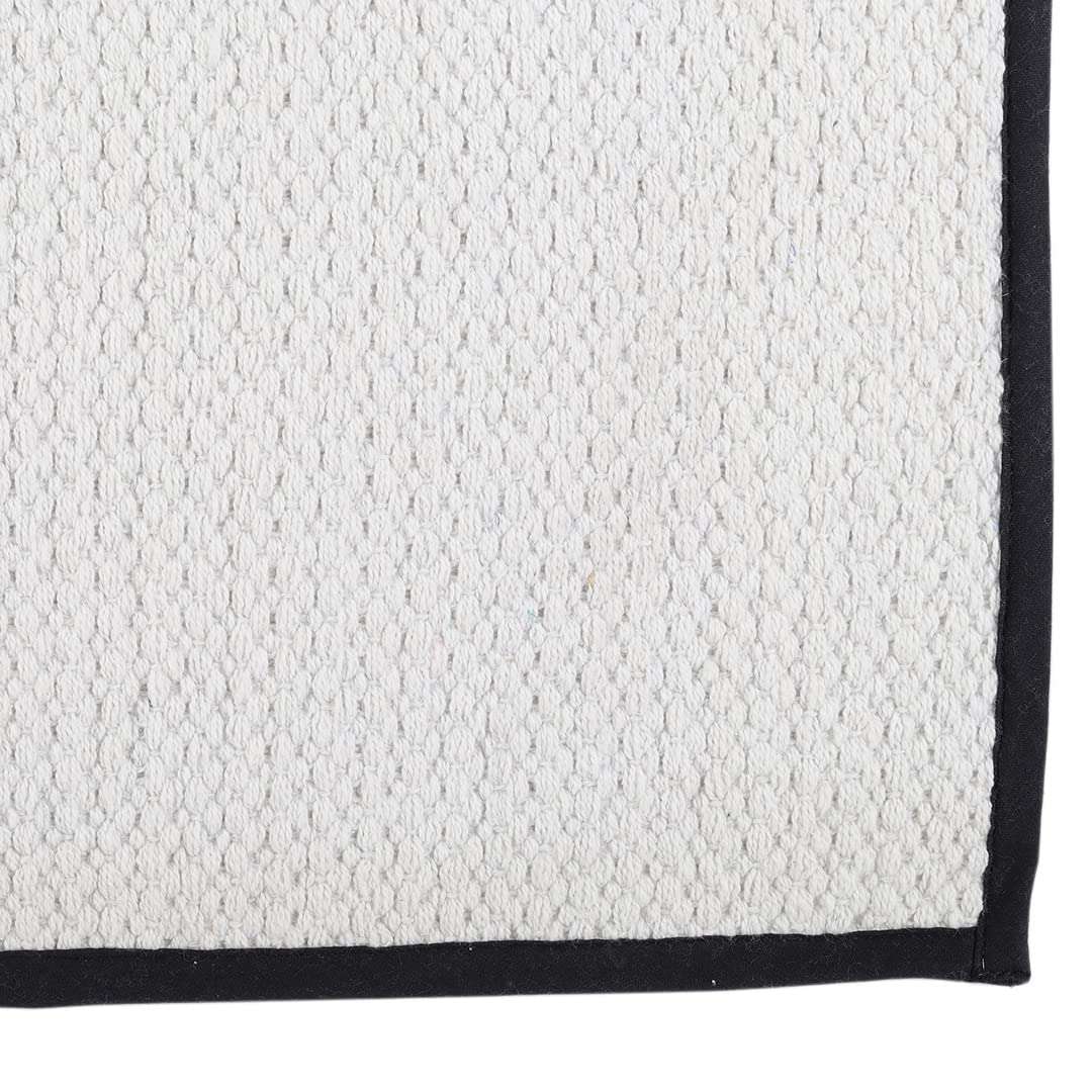 White Cotton Plain Solid 20x32 Inches Max Absorbent Bath Mat (Set of 2 bathmats) 6