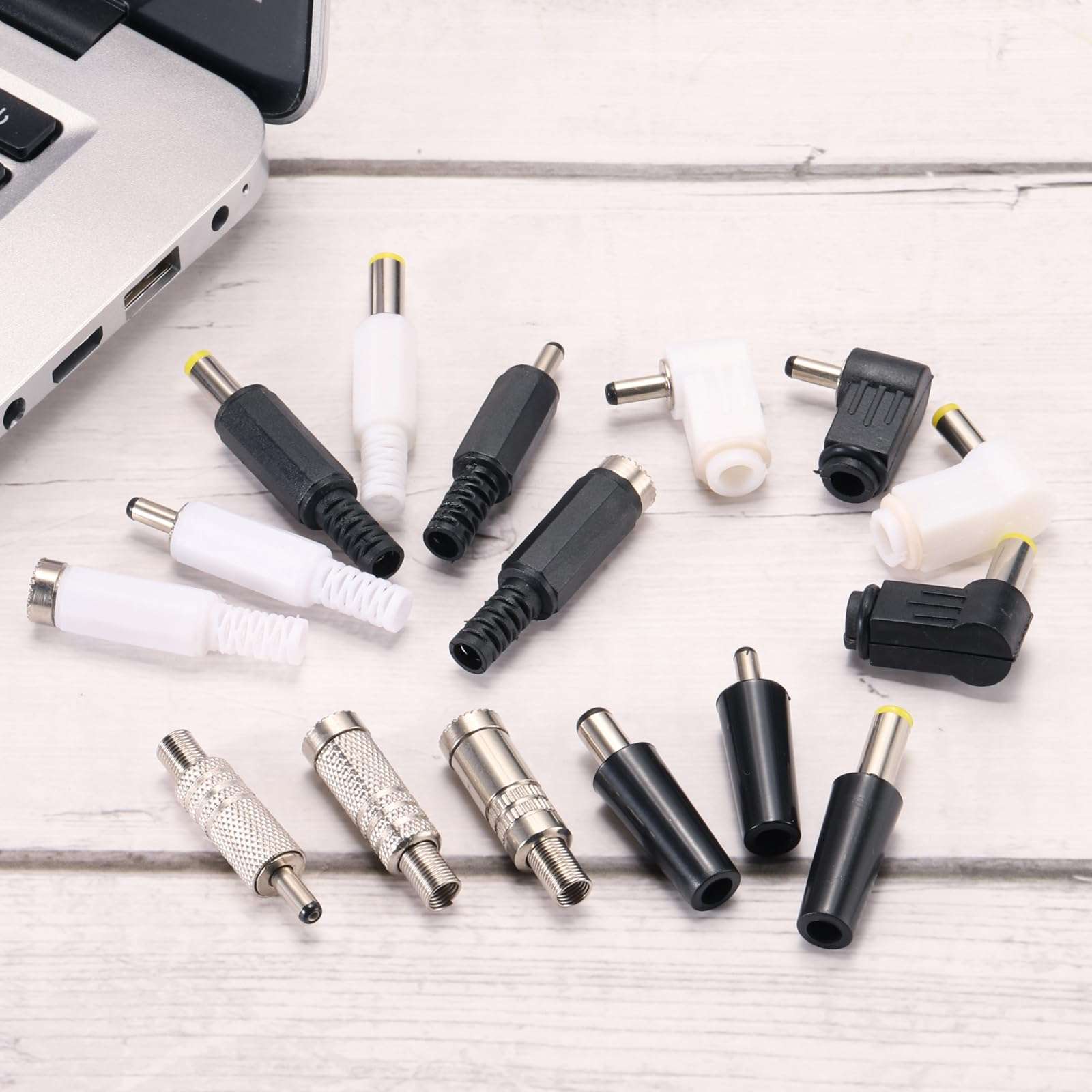 MECCANIXITY 2pcs DC Male Power Adapter Connector, 4.0mm x 1.7mm DC Power Jack Plug Adapter 1.46 Inch for PC, Laptop, Toy, Cellphone, Electronic Devices 5