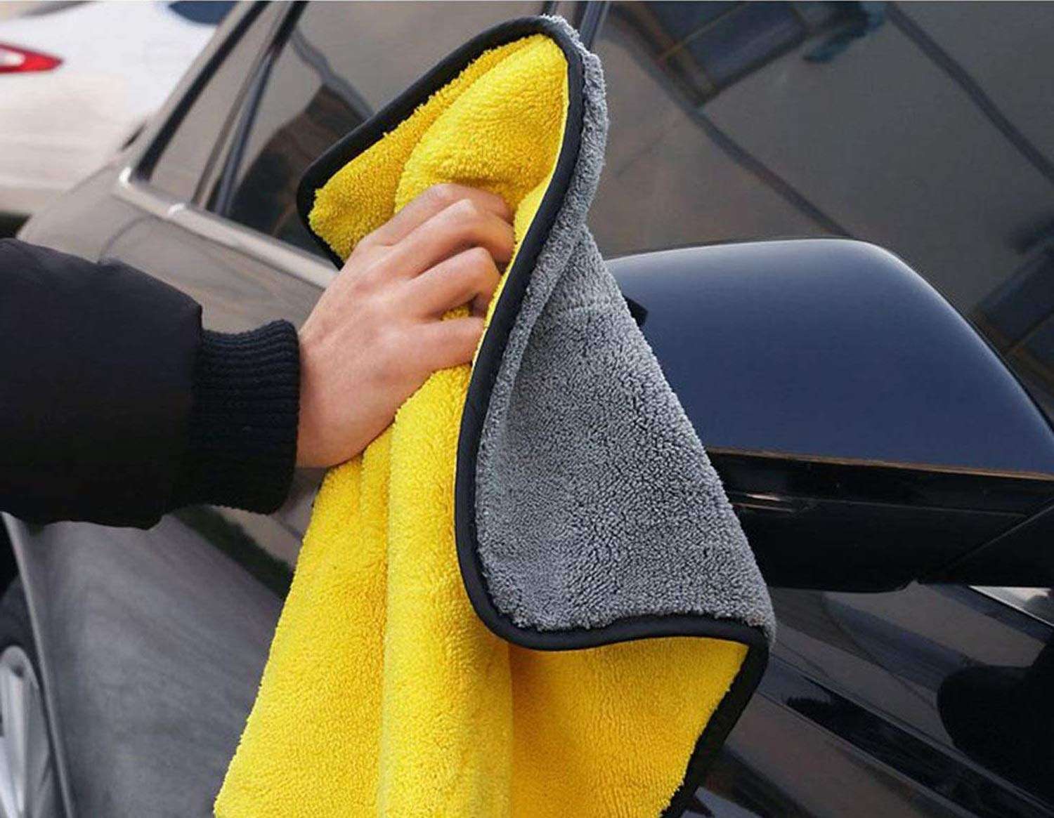 Walmotor Microfiber Cloth for Car Cleaning and Detailing | Dual Sided, Extra Thick Plush Microfiber Towel Lint-Free, 800 GSM, 40cm x 40cm (1)-Set of 1 3