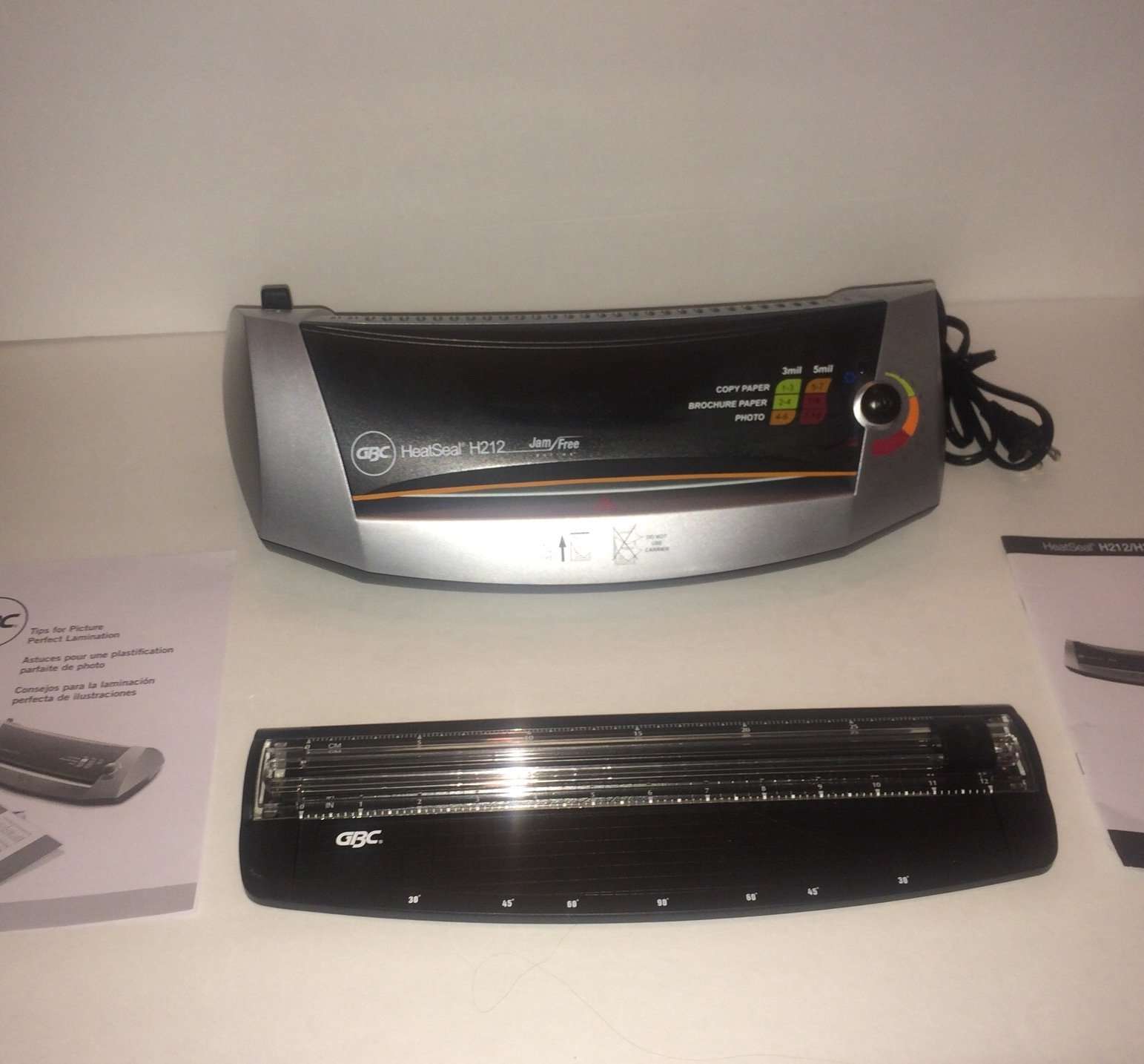 GBC HeatSeal H212 JamFree Laminator, 9.5 -Inch Width Capacity, 3 mm to 5 mm Pouch Thickness, Gray (1702900) 2