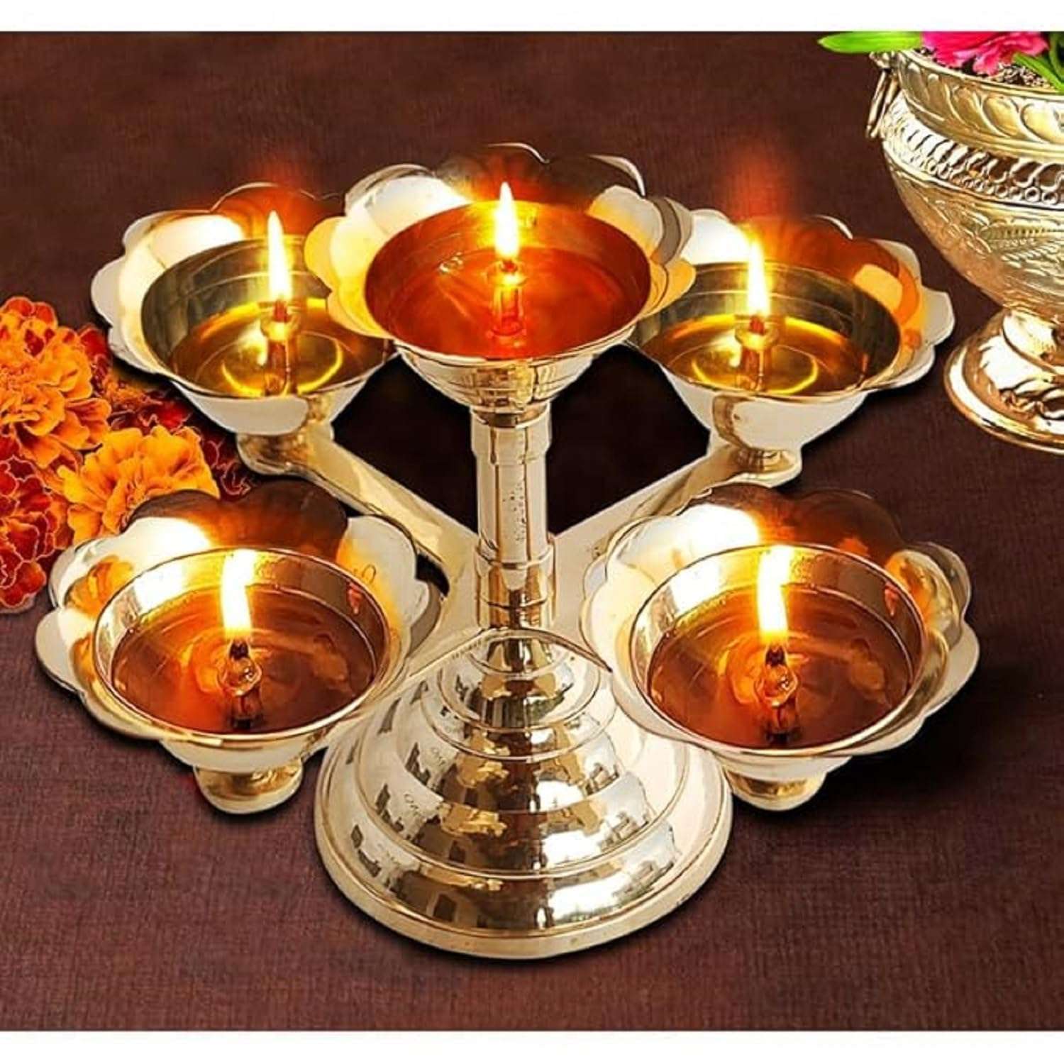 Pure Source India Pure Brass 5 Faced Ethnic Panchadeep | Bhadradeepam /Lamp/Akhand Diya for Mandir, Pooja Room,Diwali Gift Decorative Item for Home Decor (8 INCH. Gold 1PCS ) 400 GM 5
