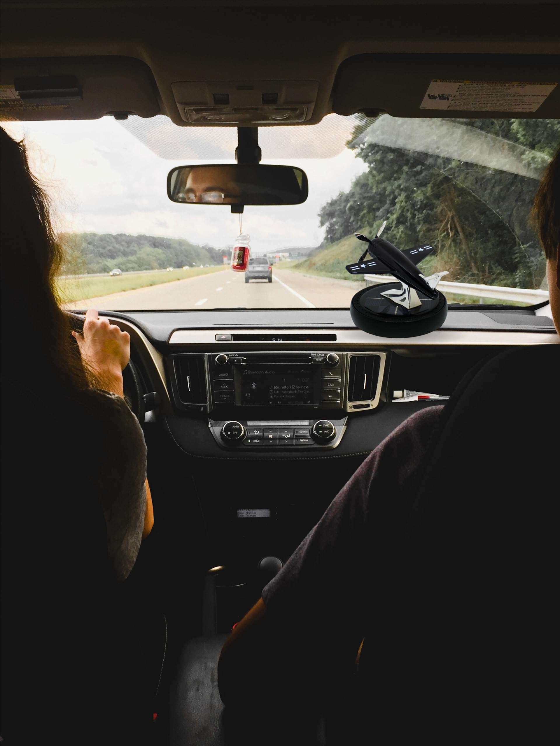 YOURKARTS.COM ™ New Glider 2024 Solar car Dashboard Perfume 360 Degree Rotation With plant based perfume (BLACK) 4