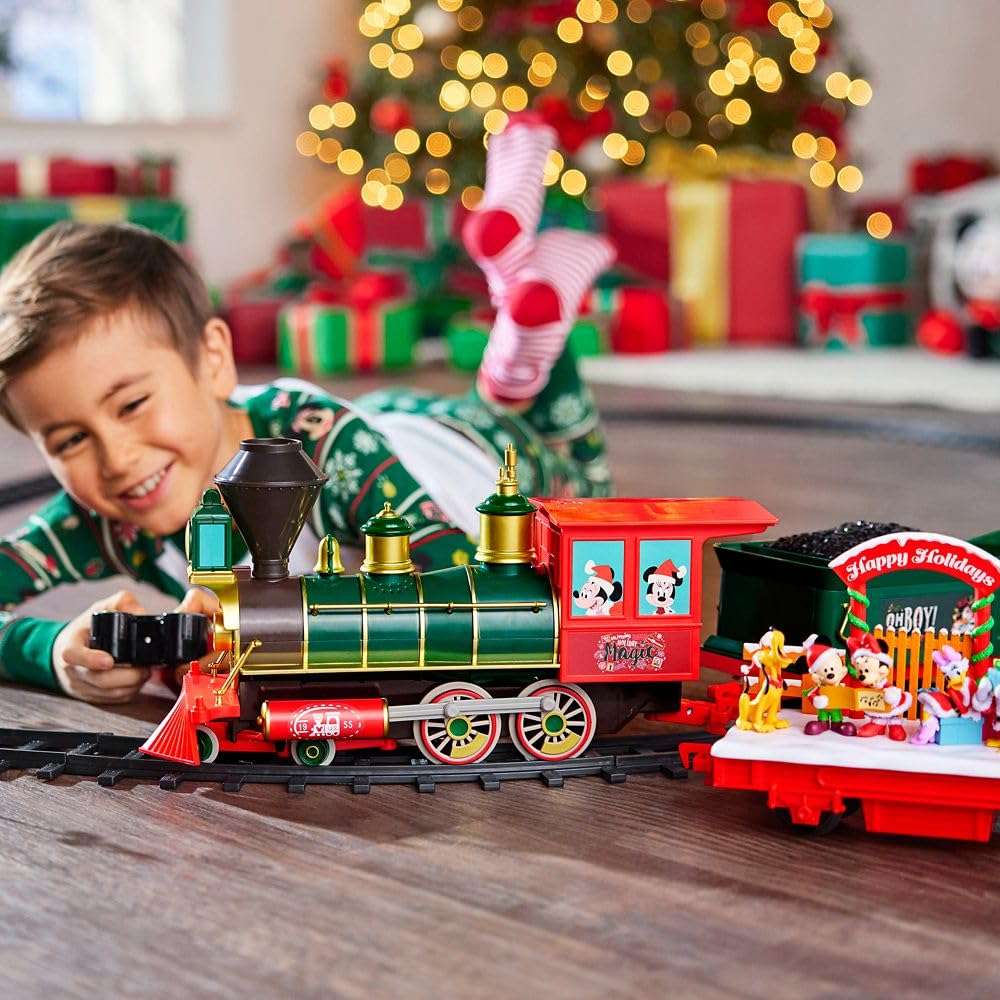 Mickey Mouse and Friends ''Making Christmas Magical'' Train Set 4