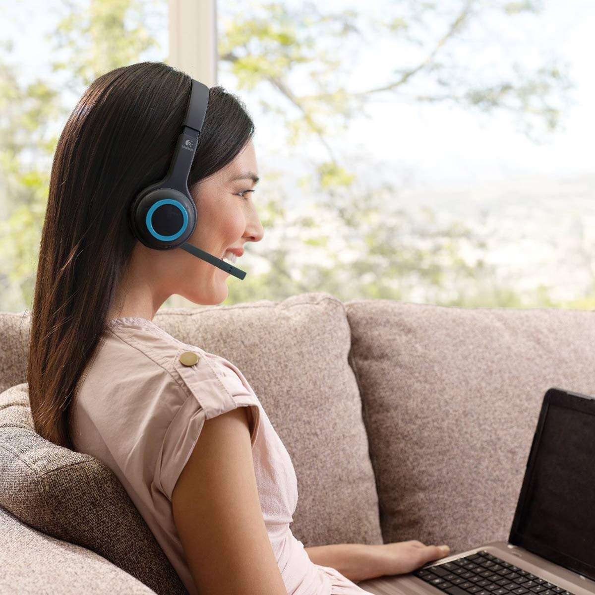 Logitech Over-The-Head Wireless Headset H600 6