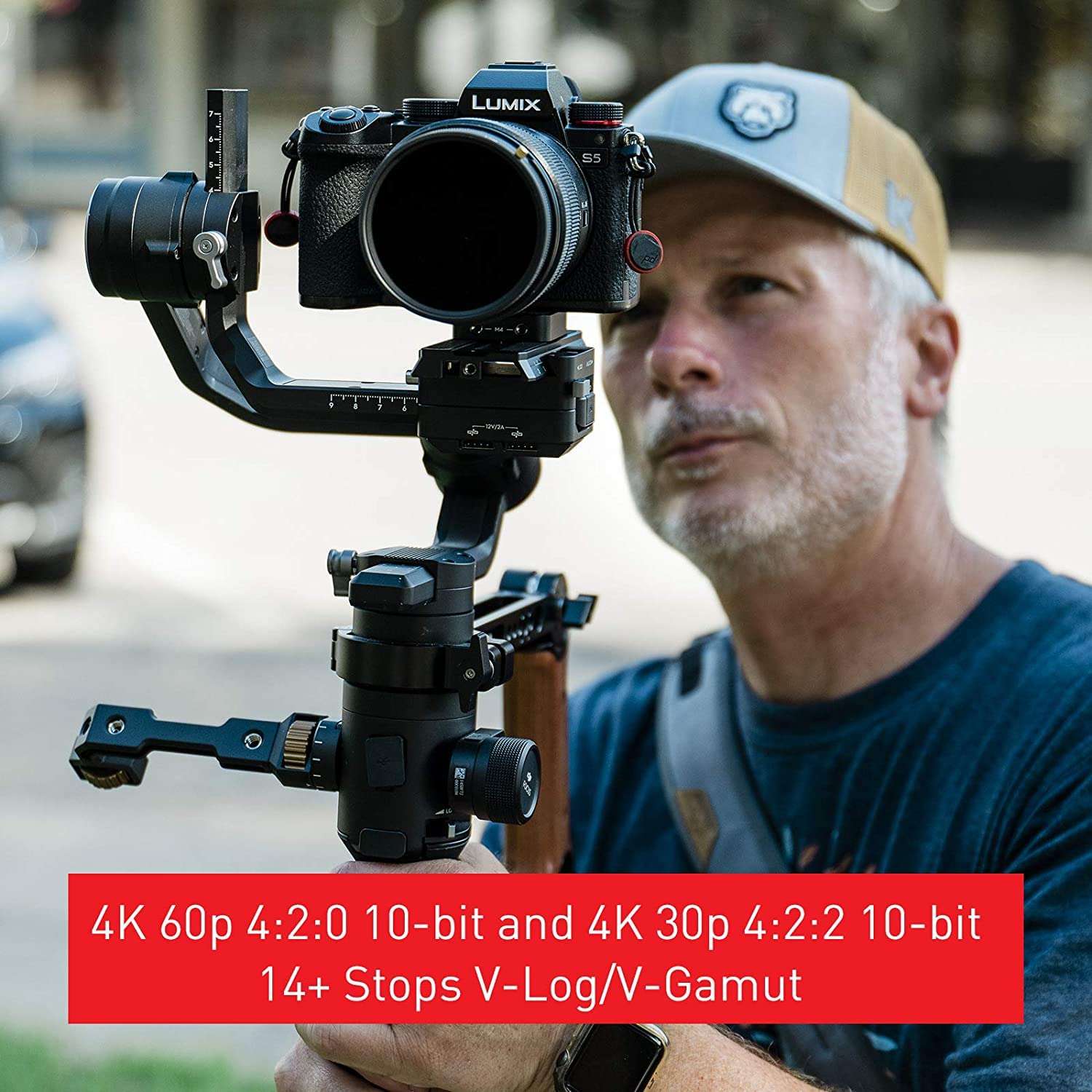 Panasonic LUMIX S5 Full Frame Mirrorless Camera (DC-S5KK) and LUMIX S 20-60mm F3.5-5.6 L Mount Interchangeable Lens (S-R2060) 3