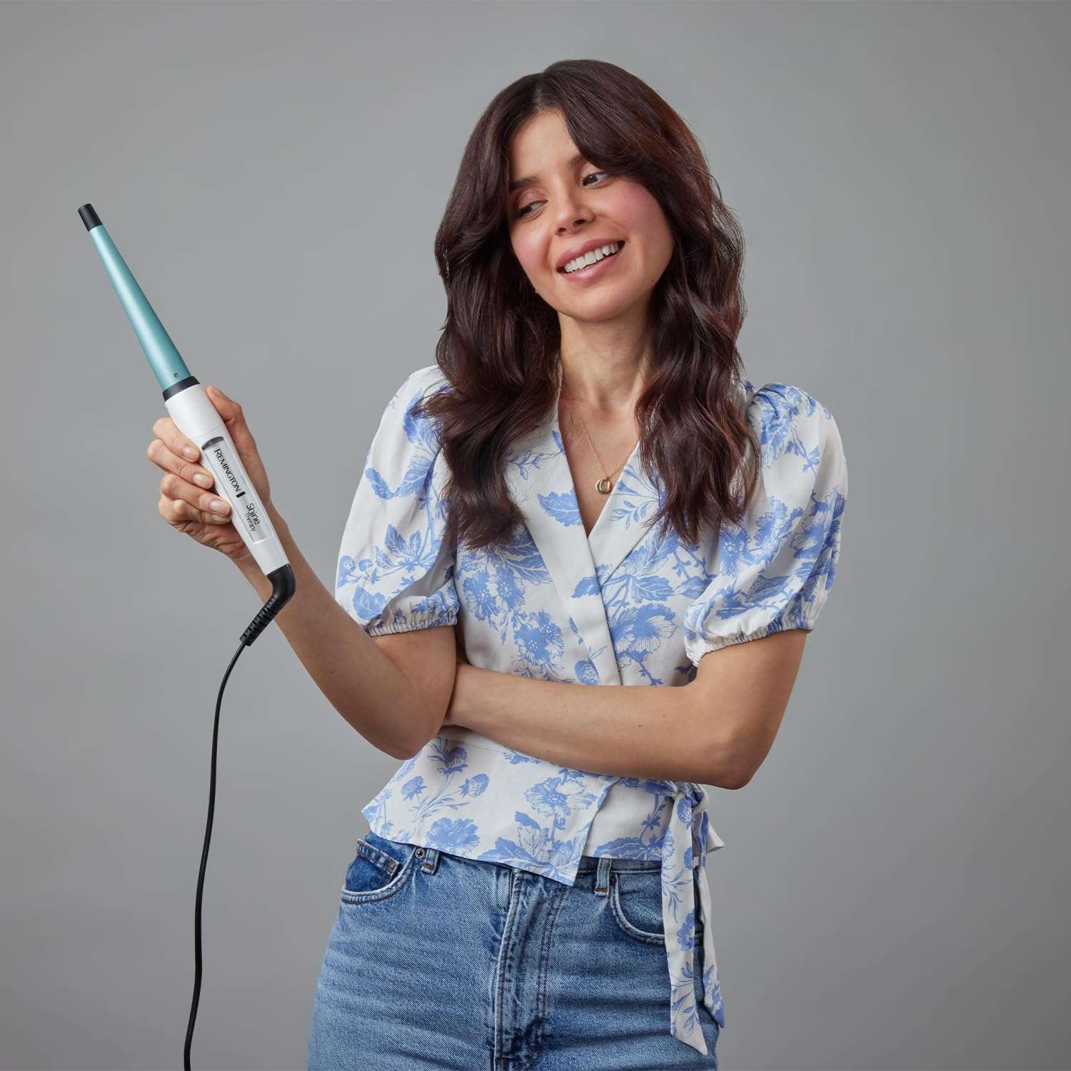 Remington CI53W Shine Therapy Hair Curling Wand - White 4