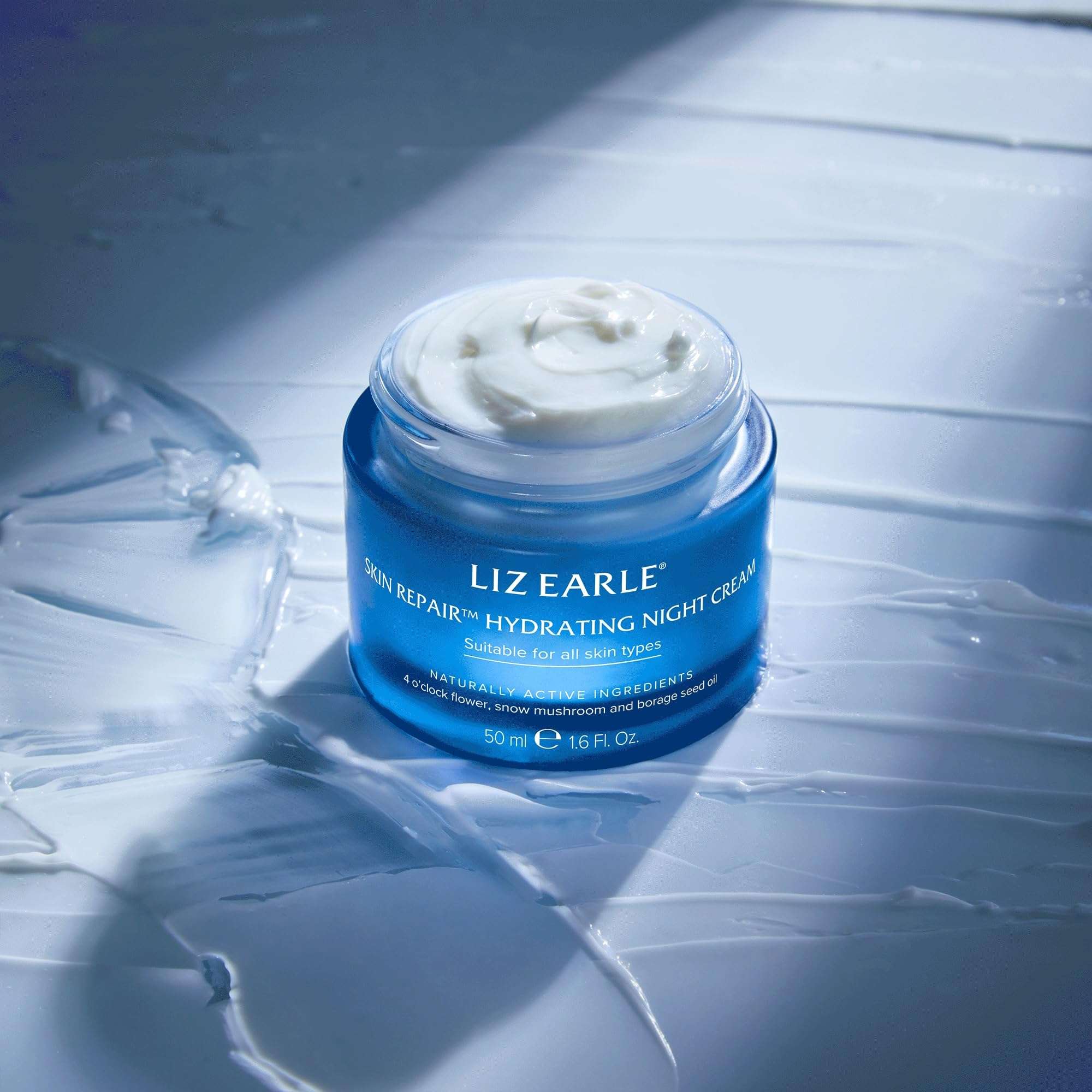 Liz Earle Skin Repair Hydrating Night Cream - Deeply Replenishing Face Moisturizer to Help Reduce Signs of Fatigue and Boost Hydration - Enriched with Plant-Based Hyaluronic Acid & Niacinamide (50 ml) 4