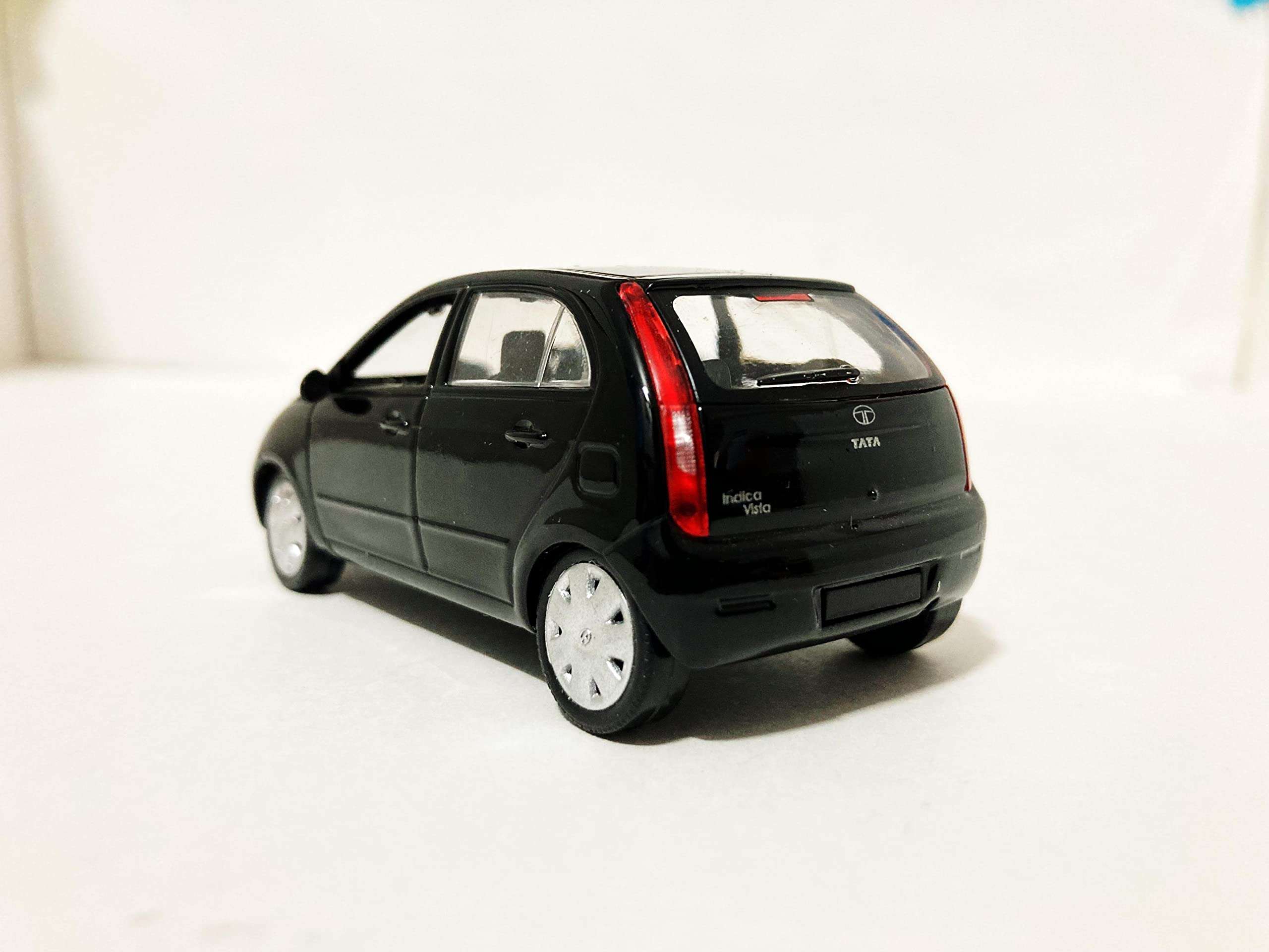 Scale Model Toy Car for Kids-Indica-Vista-Free Wheel (Not Pull Back)-Official 1/43 Die-cast Merchandise-for Boys and Girls Above 3 Years (Infinity Black) 4