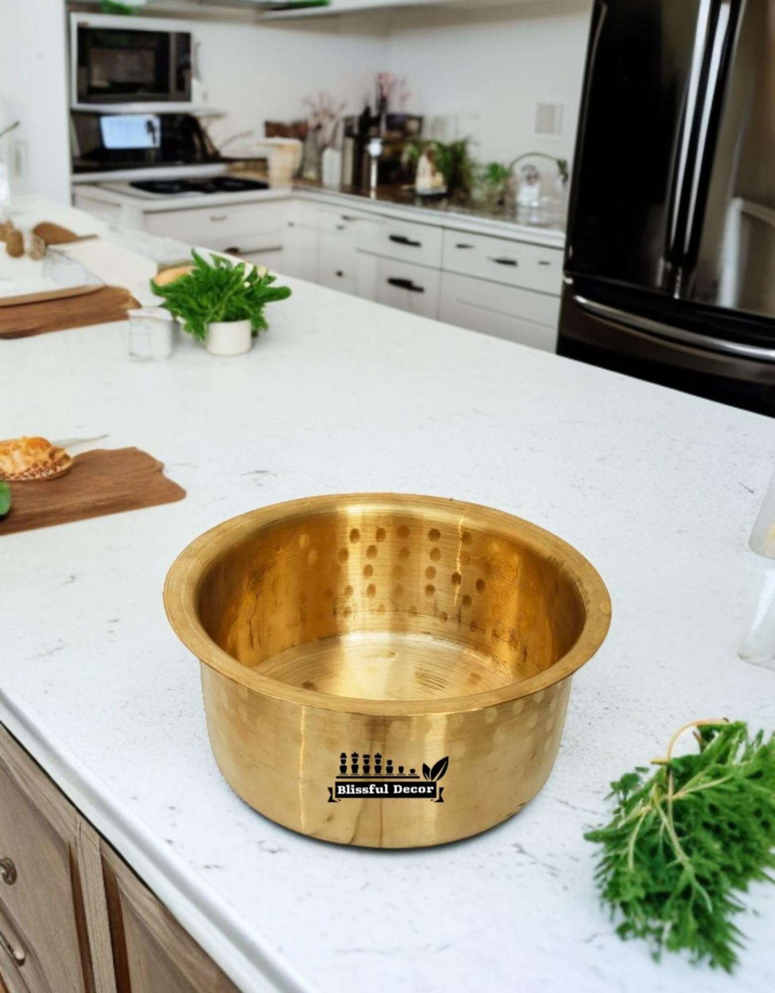 Blissful decor Pateli Patila Peetal Bhagona Hammered Patila, Brass Tope, Brass Cookware, Patila, Round Heavy Bottom Tapeli, Bhagona Capacity- 3 Liter Weight -950 GMS aprox 5