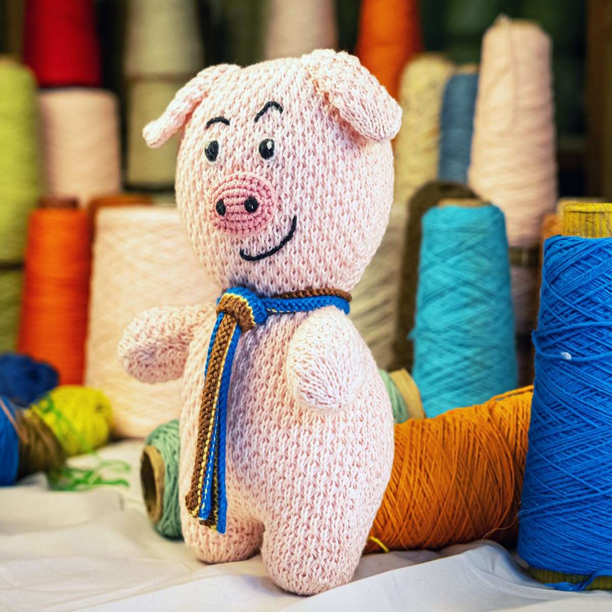 VAP MARRRIANO The Entrepreneur Piggy, Doll 100% Cotton Hand Knit Made in Peru, 10 INCHES Color Pink 5