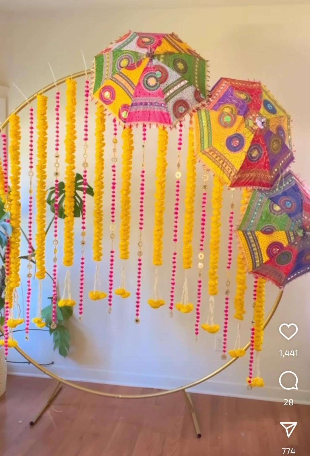 Sellplus Decorative Ganpati/Kanha Ji/Diwali Poojan Setup with Marigold Toran, Pompom Toran, Umbrellas, Decorative Platter, and Mogra String 1